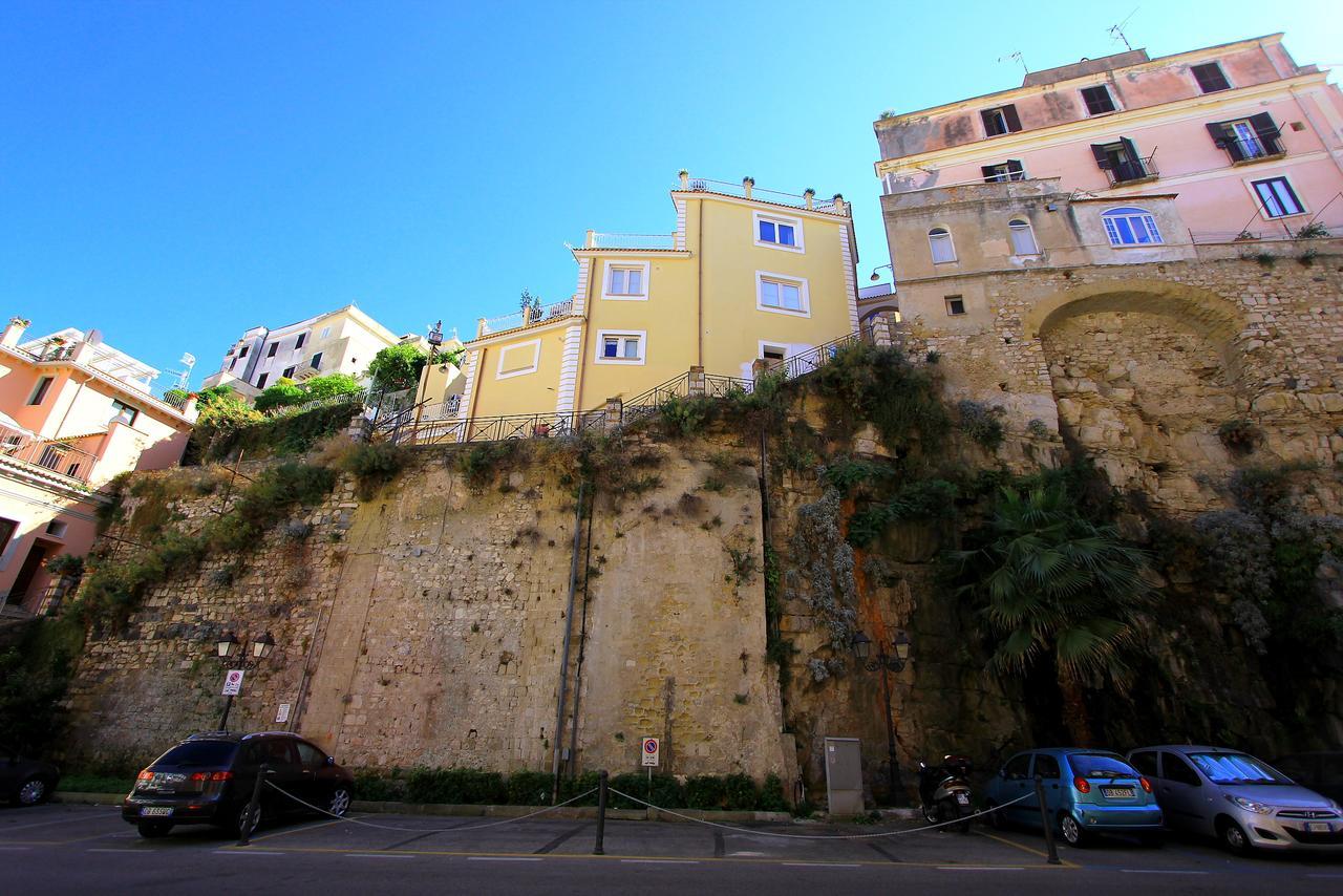 Il Viaggiatore Gaeta Medievale B&B Exteriér fotografie