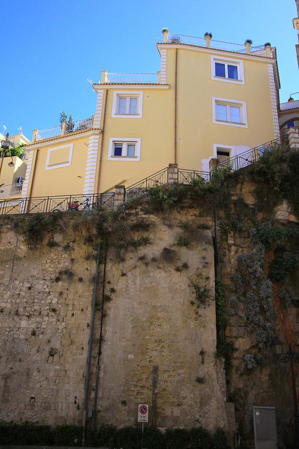 Il Viaggiatore Gaeta Medievale B&B Exteriér fotografie