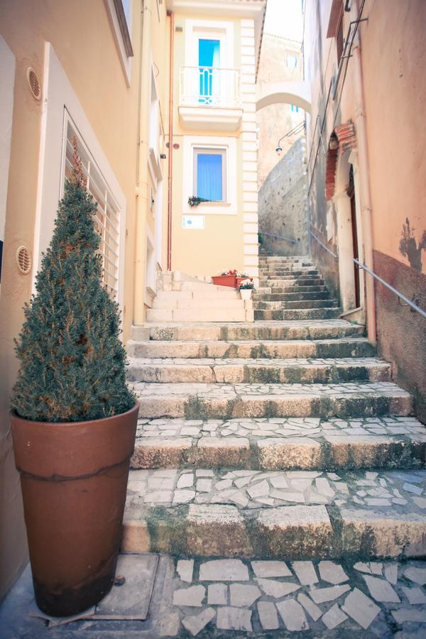 Il Viaggiatore Gaeta Medievale B&B Exteriér fotografie